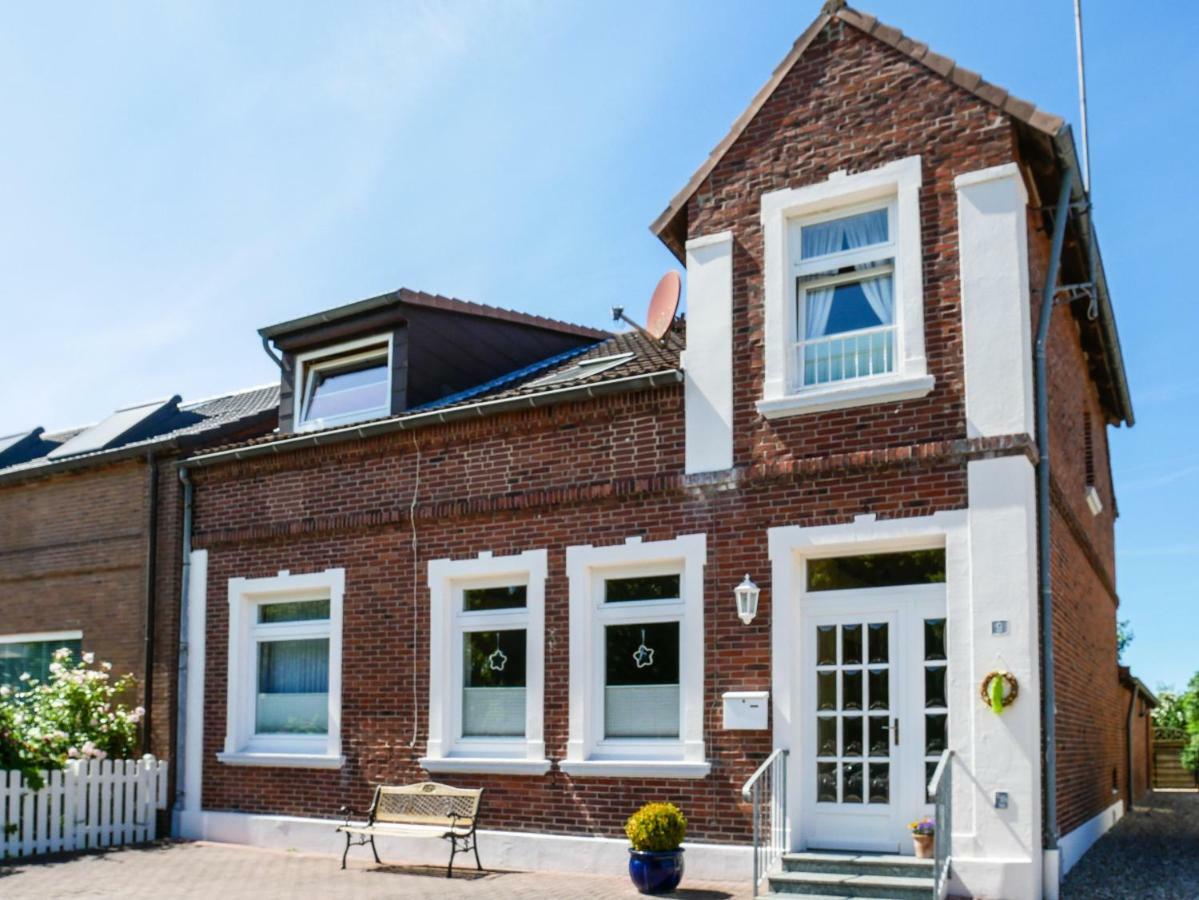 Ferienwohnung Am Dorfteich Fehmarn Dış mekan fotoğraf